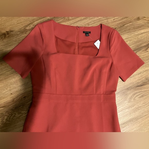 NWT!  J. Crew Square-Neck Sheath Dress in color Faded Spice - Picture 6 of 12